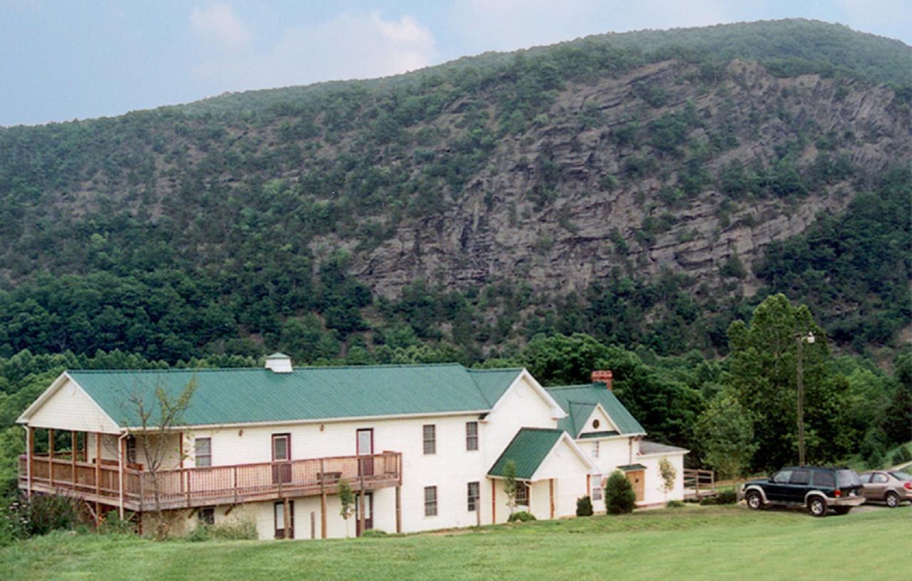 Covington Cliff View Inn מראה חיצוני תמונה